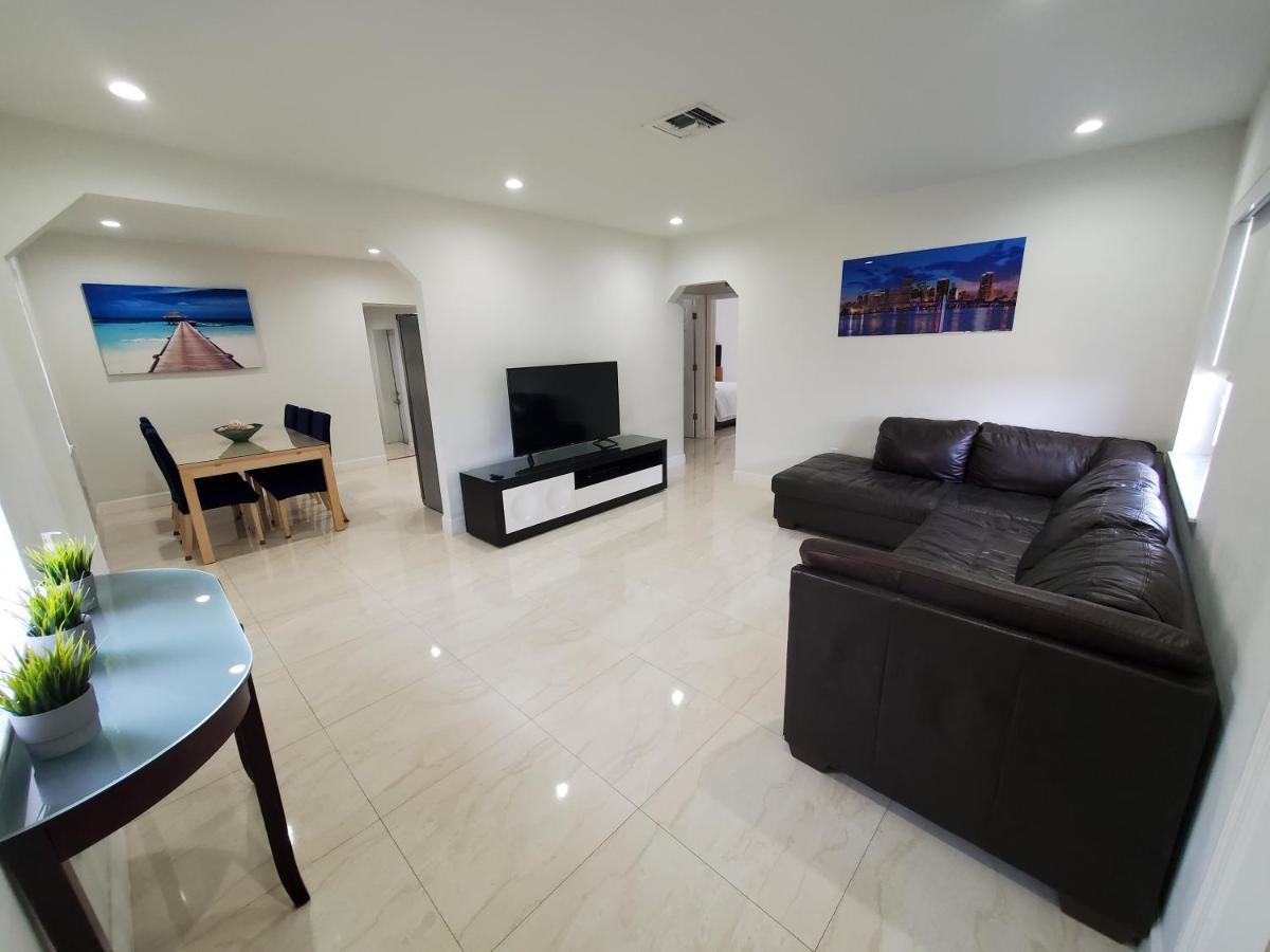Miami-Airport Oasis Vip House Villa Bagian luar foto