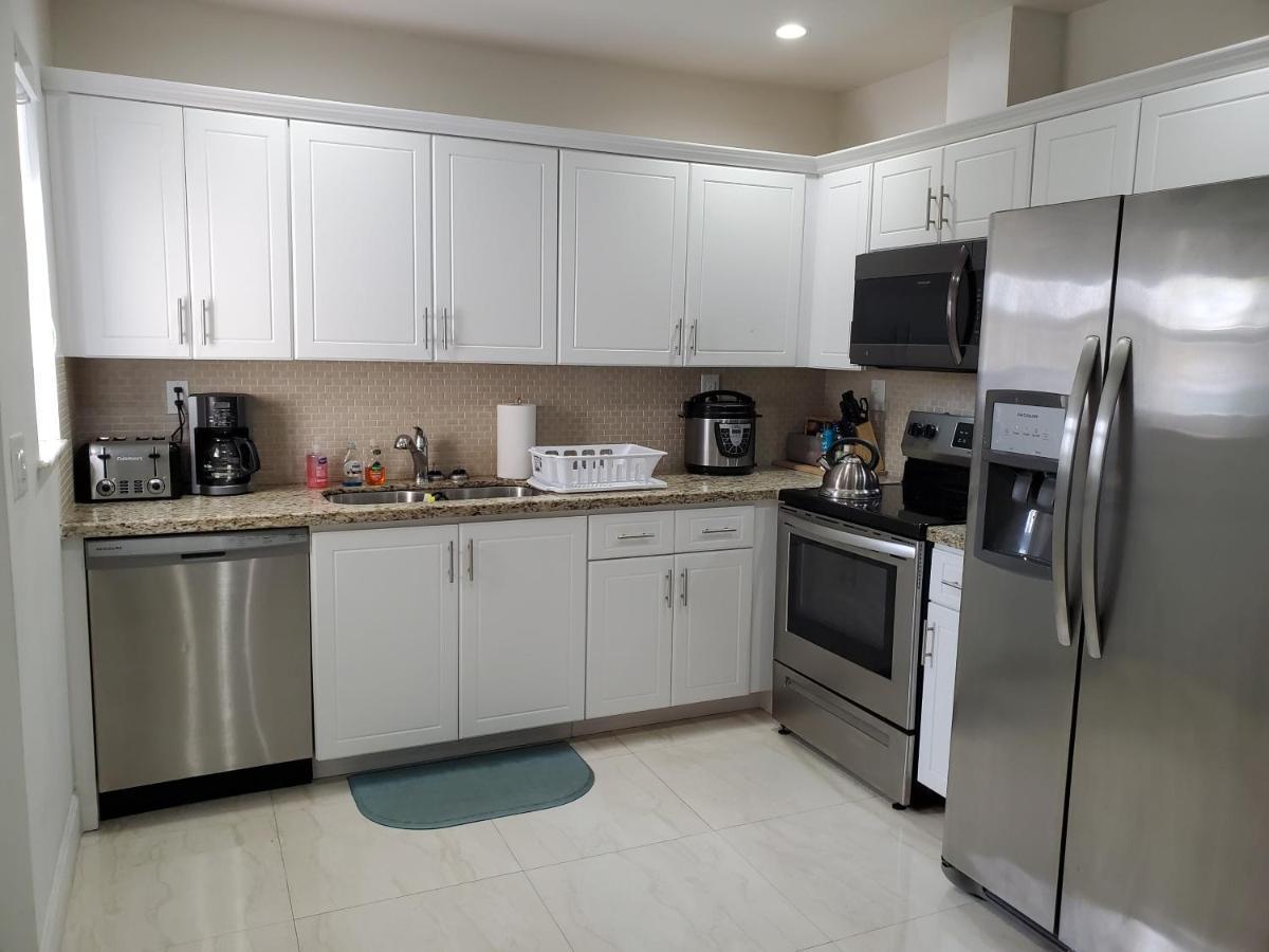 Miami-Airport Oasis Vip House Villa Bagian luar foto